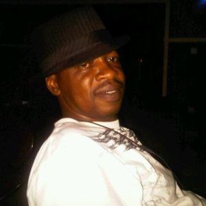 Meet your Posher, Akinwale